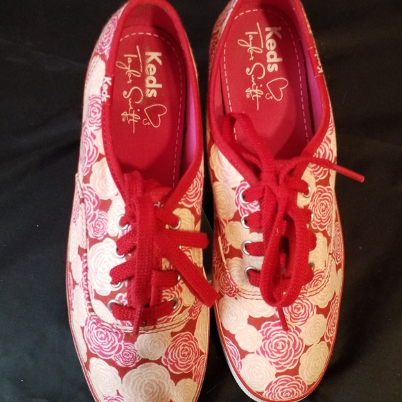 TAYLOR SWIFT (ROSE) KEDS WOMENS SIZE 7 - Picture 2 of 5